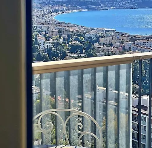 Lägenhet La Baia Dei Ange